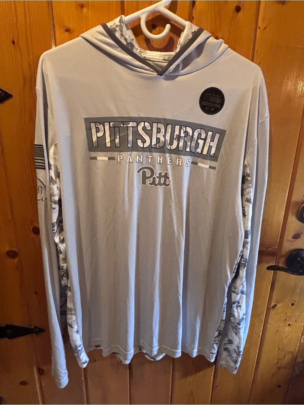 Pittsburgh Pitt Panthers Colosseum Athletics OHT Hooded Camo LS Shirt Mens L NWT